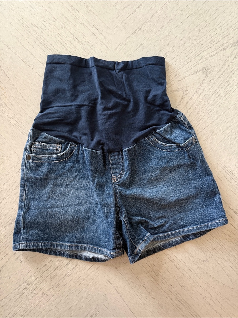 High-Waist Maternity Denim Shorts with Navy Support Panel [PH1132]